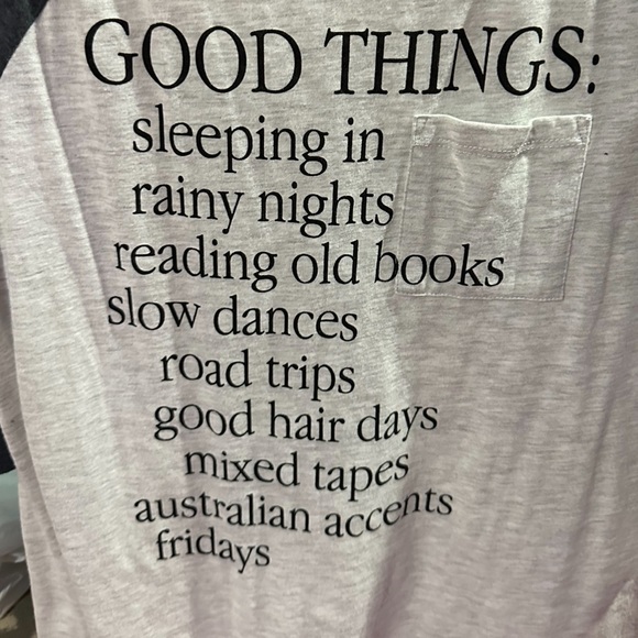 Hot Topic Tee - Picture 4 of 4